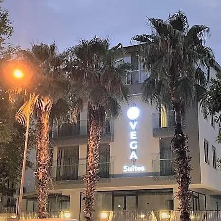 Vega Aparthotel 4*